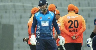 সৌম্য আউট, সৌম্য আউট নন!